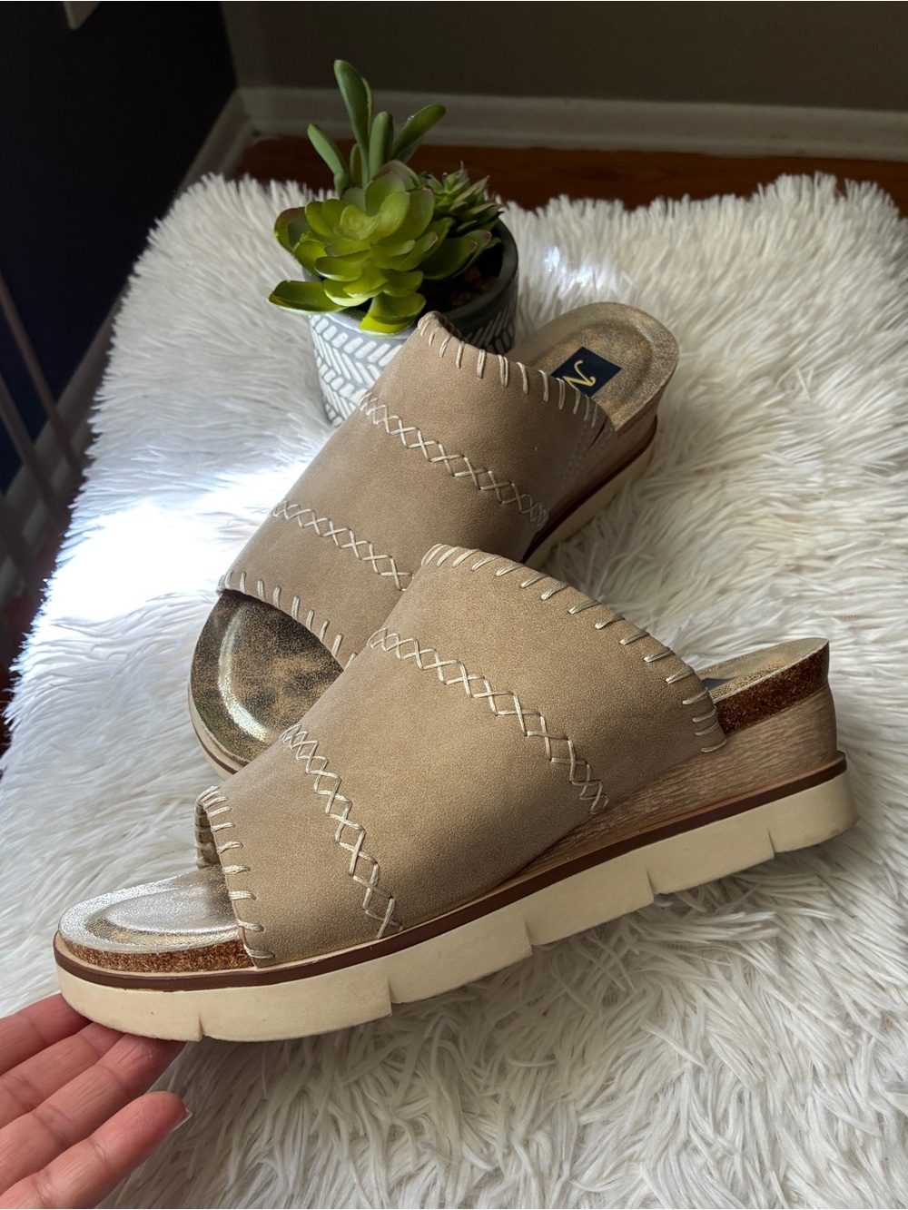 Natural Reflections Lisle Wedge Sandals 💛